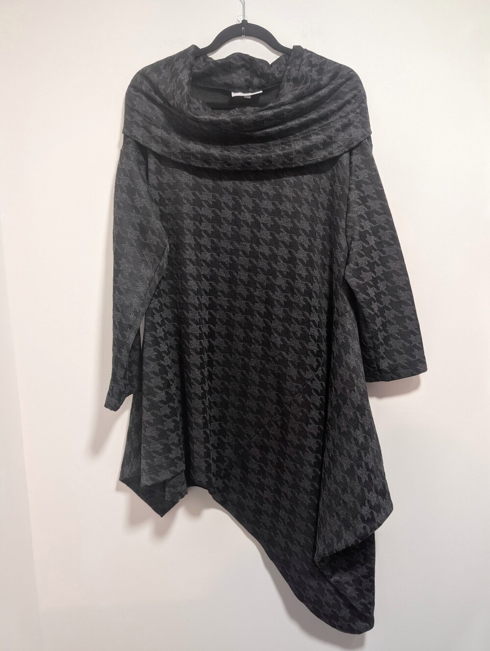 Bryn Walker | Houndstooth Cowl Neck Tunic In Black